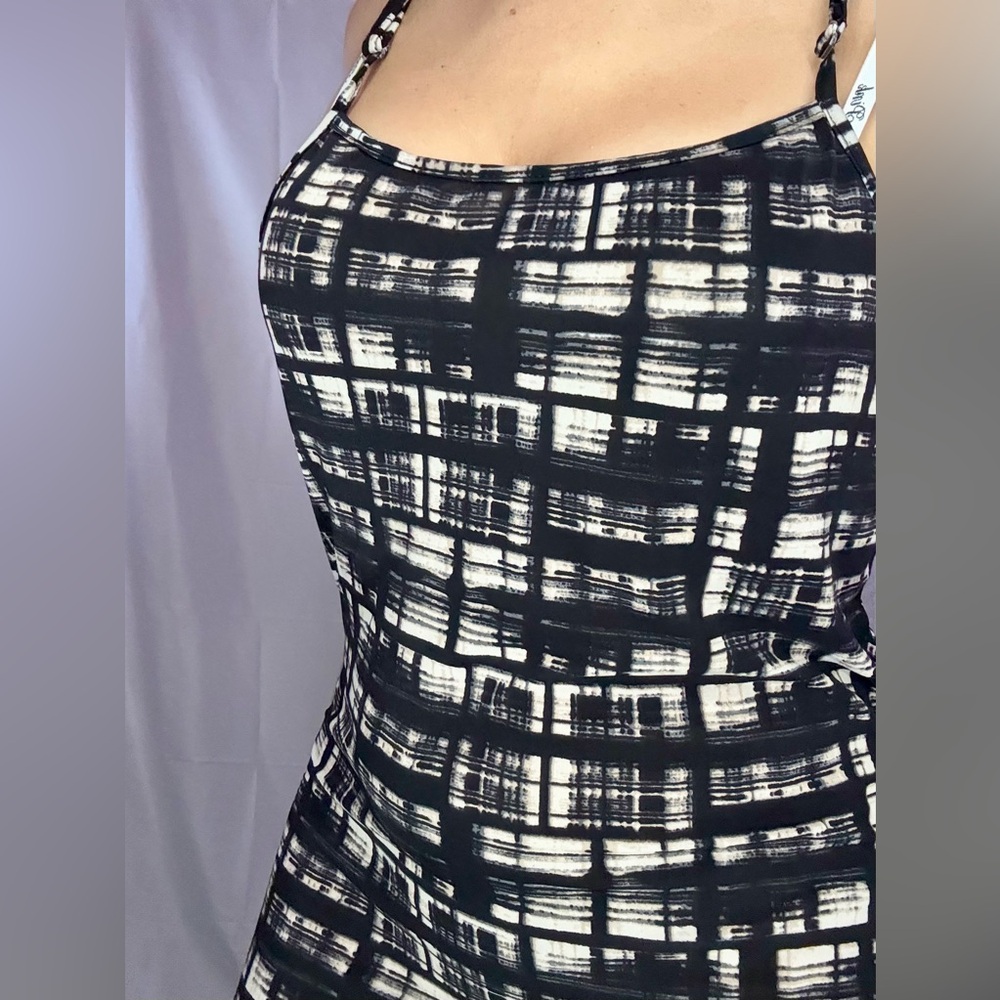 Black and White Patterned Women's Dress